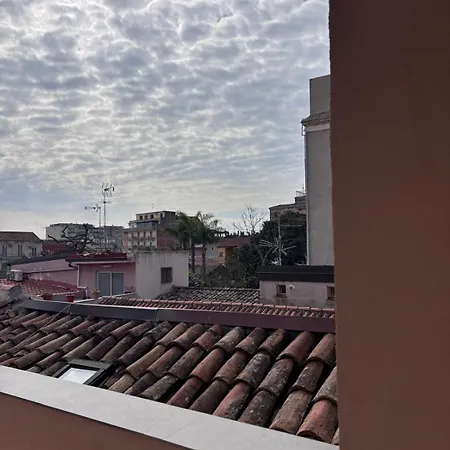 Terrazza Caronda 公寓 *